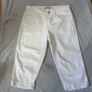 Women’s Levis 515 Cuffed White Denim Capri Pants - Size 6 Stretch